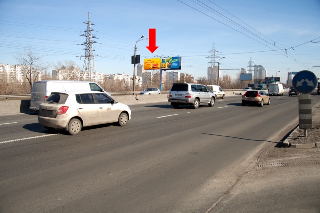 Щит 6.1x3,  Московский пр-кт / ул. Л. Гавро, в сторону Московского моста, левая