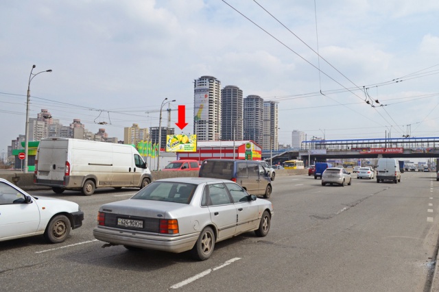 Щит 6x3, Генерала Ватутина пр-кт, - ул. Оноре де Бальзака, перед мостом, АЗС "WOG", в сторону ж/м Троещина Щит 6x3, Генерала Ватутина пр-кт, - ул. Оноре де Бальзака, перед мостом, АЗС "WOG", в сторону ж/м Троещина