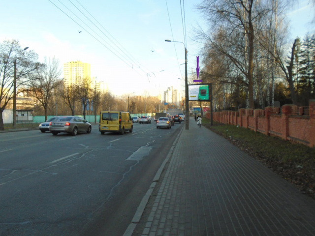 Скролл 6x3,  ул. Мельникова, напротив Телецентра в направлении м.Лукьяновская