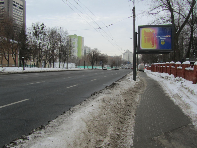 Скролл 3.14x2.32,  Мельникова 44 к м. Лукьяновка