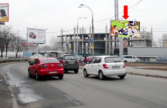 Призма 6x3,  Московский пр-кт - ул. Новоконстантиновская, в сторону Петровки