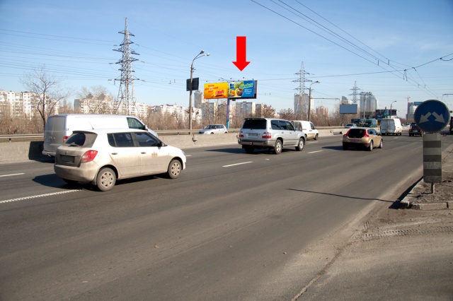 Щит 6.1x3,  Московский пр-кт / ул. Л. Гавро, в сторону Московского моста, правая